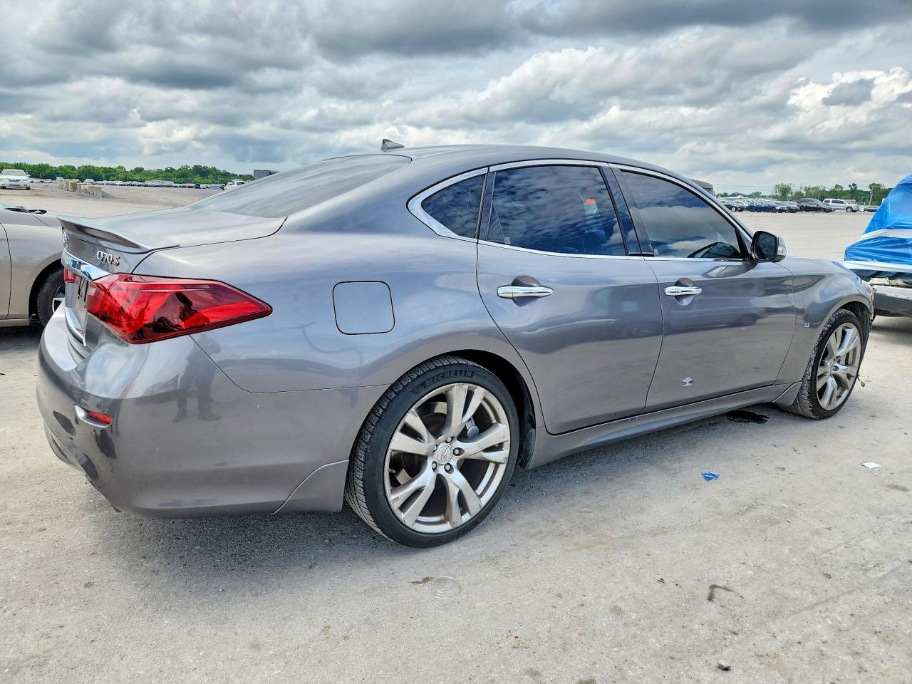 2015 Infiniti Q70 3.7 - Фото 3