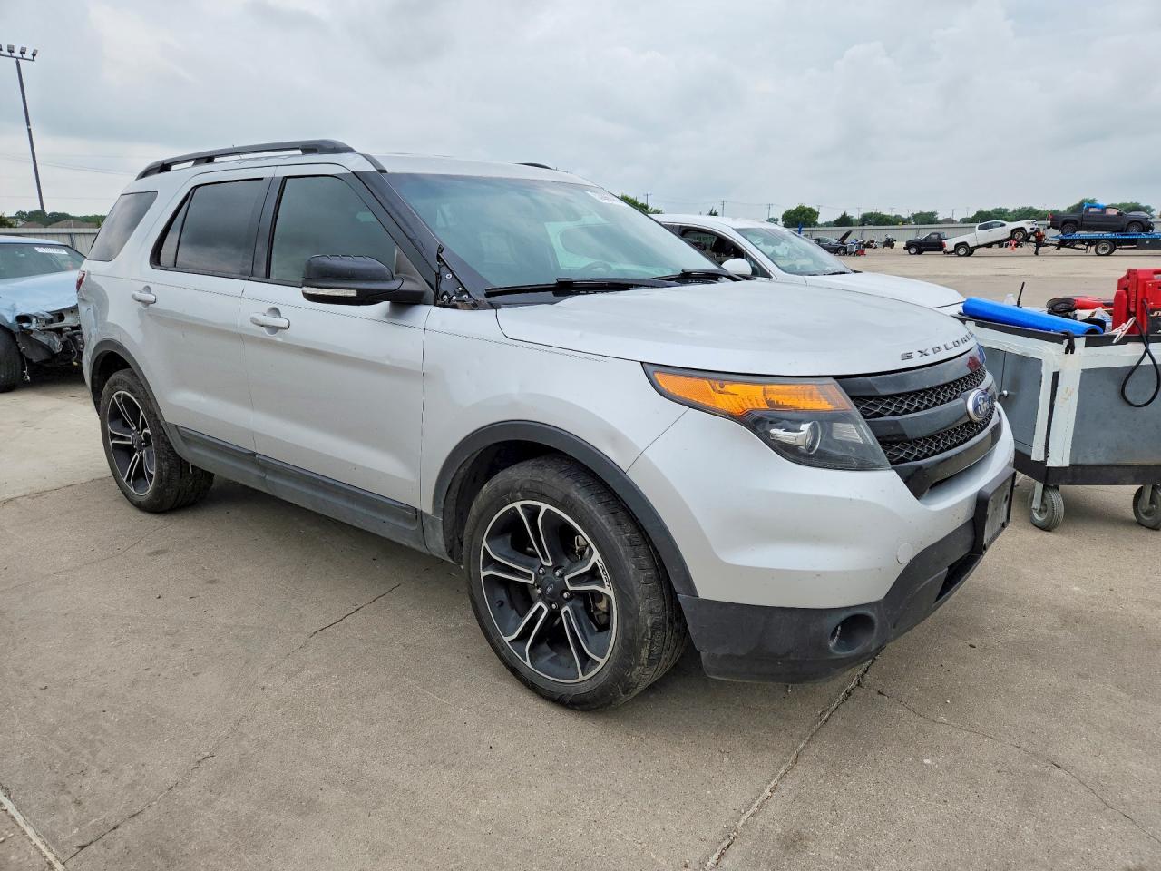 2015 Ford Explorer Sport - Фото 4