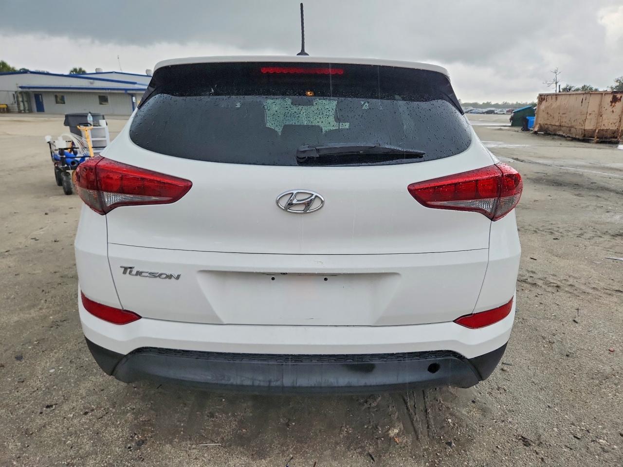 2017 Hyundai Tucson - Image 6