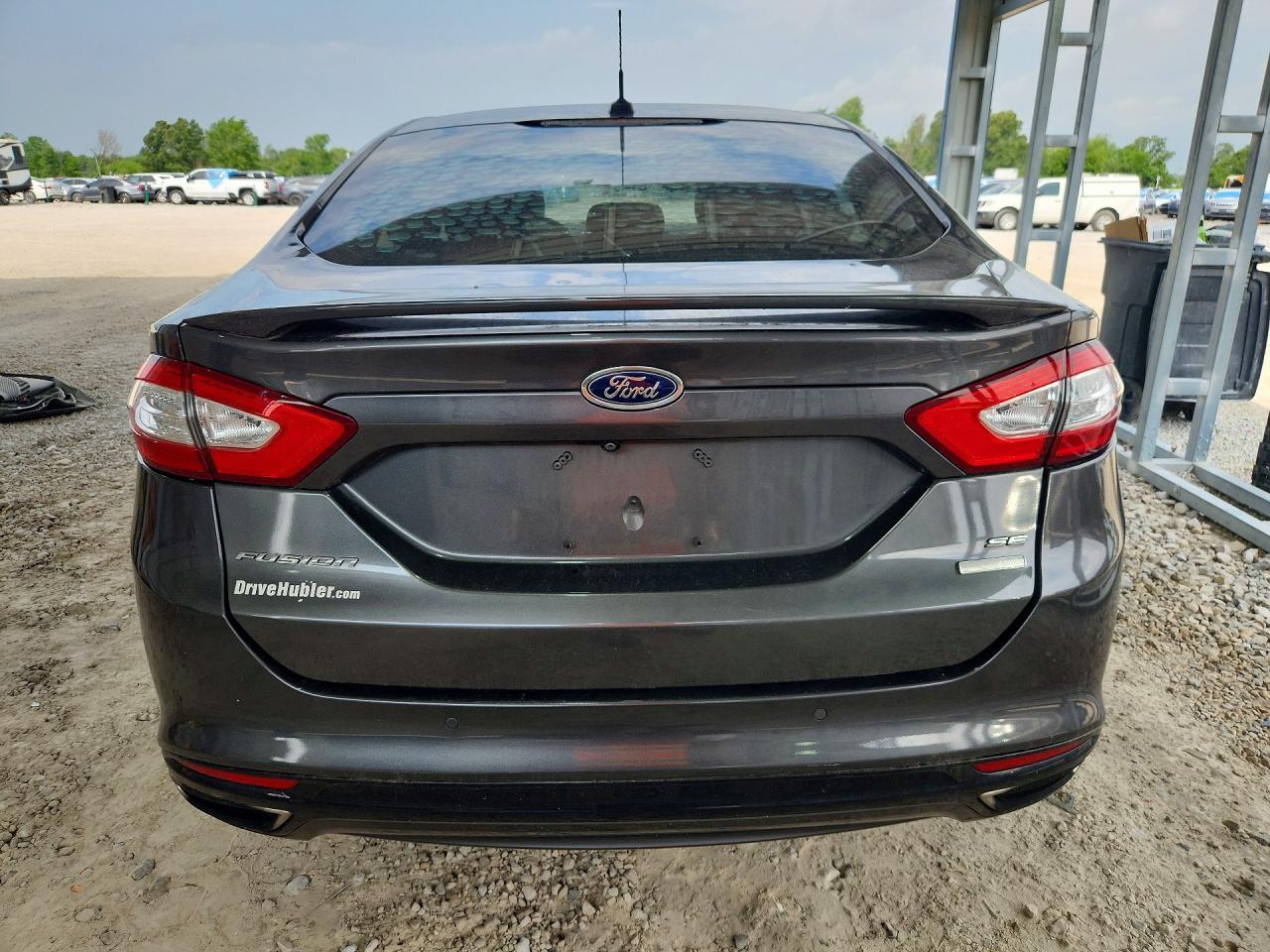 2016 Ford Fusion Se - Image 6