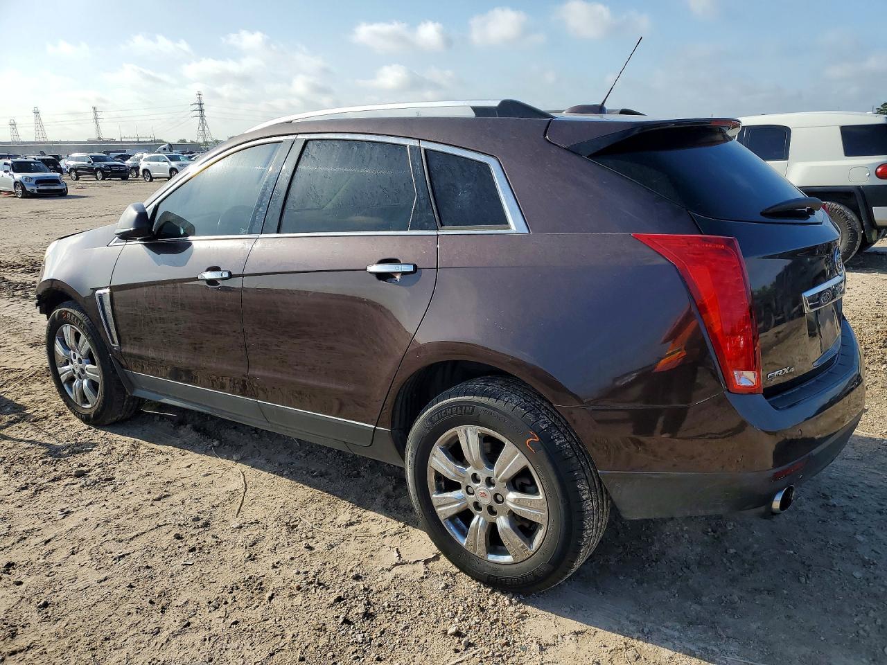 2016 Cadillac Srx Luxury Collection - Image 2