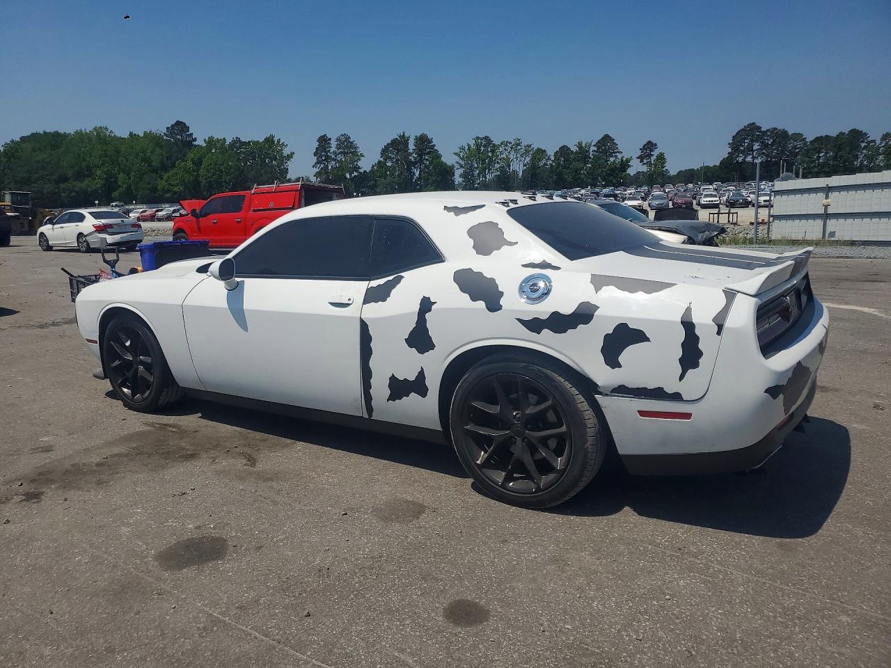 2022 Dodge Challenger Gt - Image 2