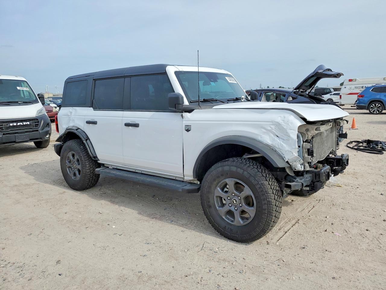 2024 Ford Bronco Big Bend - Фото 4