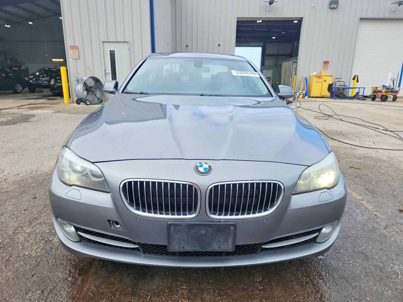 2013 BMW 528 Xi - Image 5