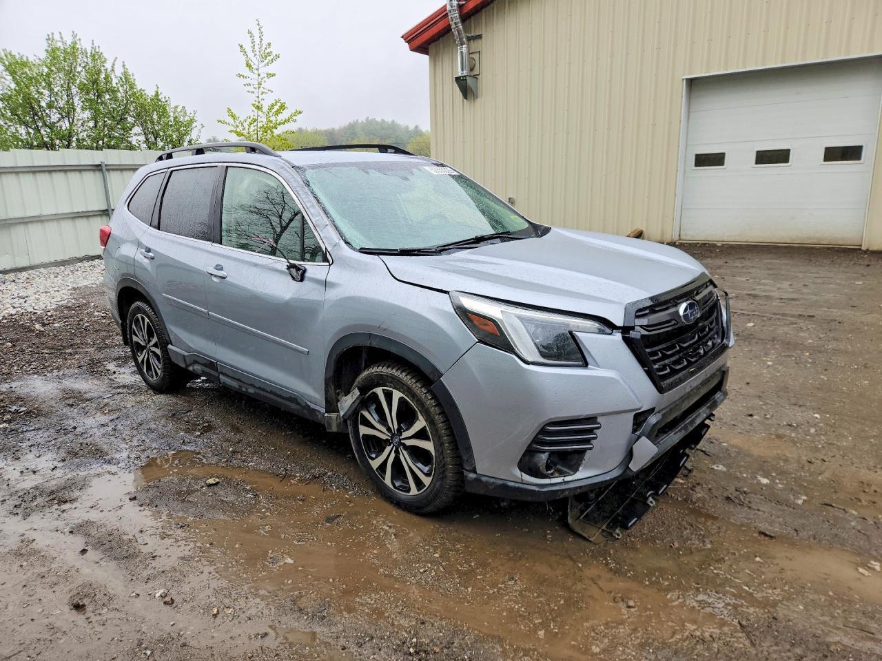 2022 Subaru Forester Limited - Image 4