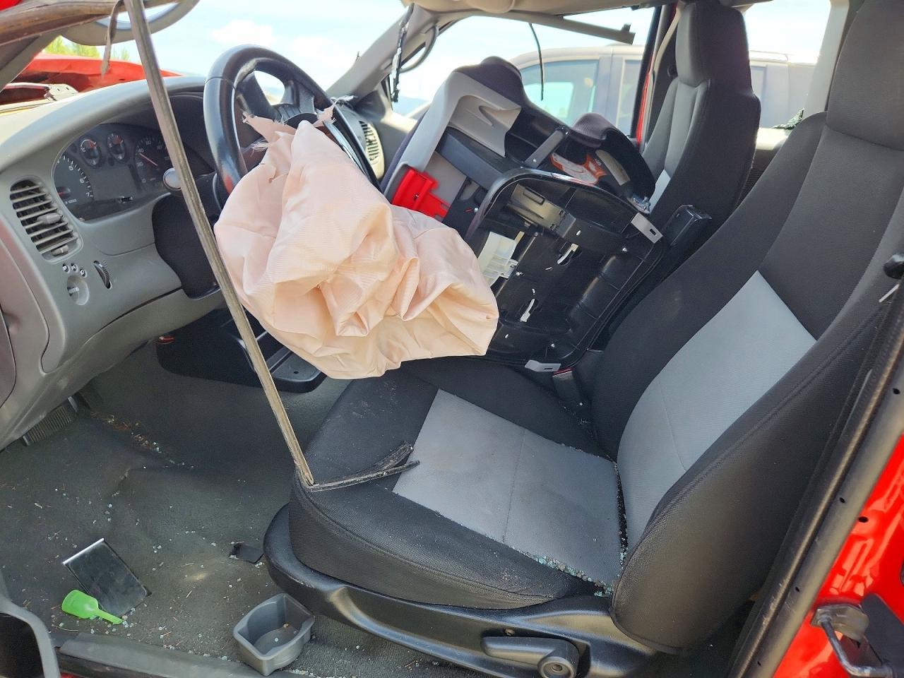 2006 Ford Ranger Super Cab - Image 7