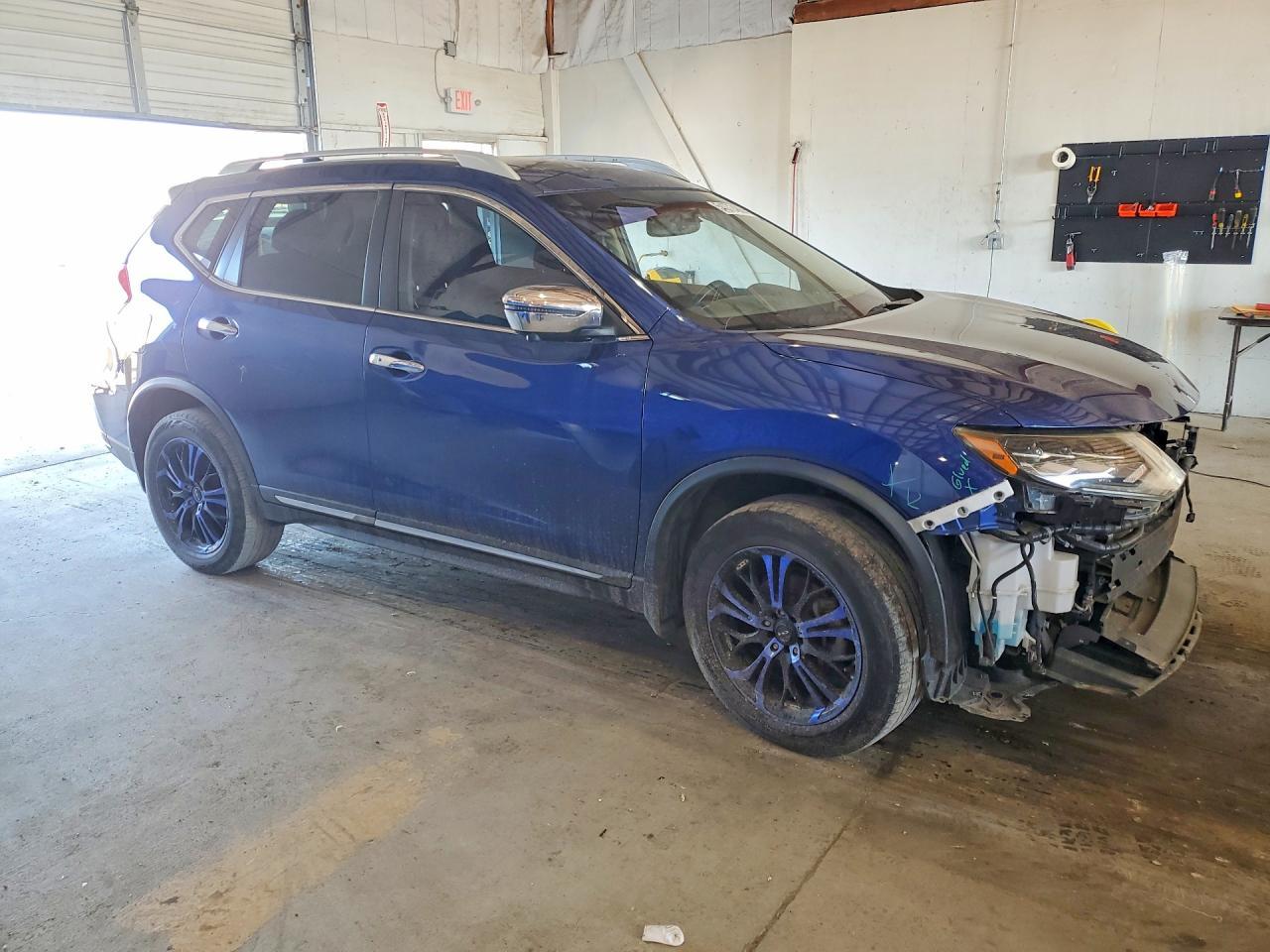 2017 Nissan Rogue S - Image 4