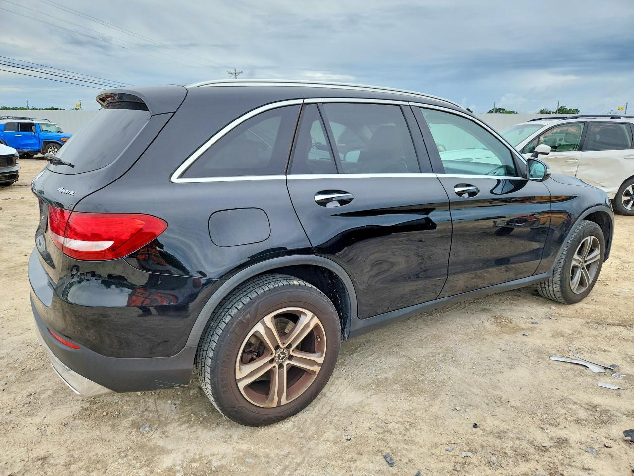 2019 Mercedes-Benz Glc 300 4Matic - Фото 3