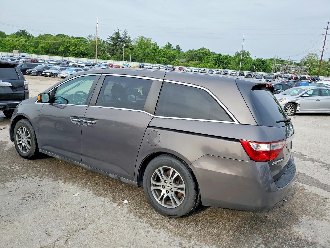 2012 Honda Odyssey Exl - Фото 2