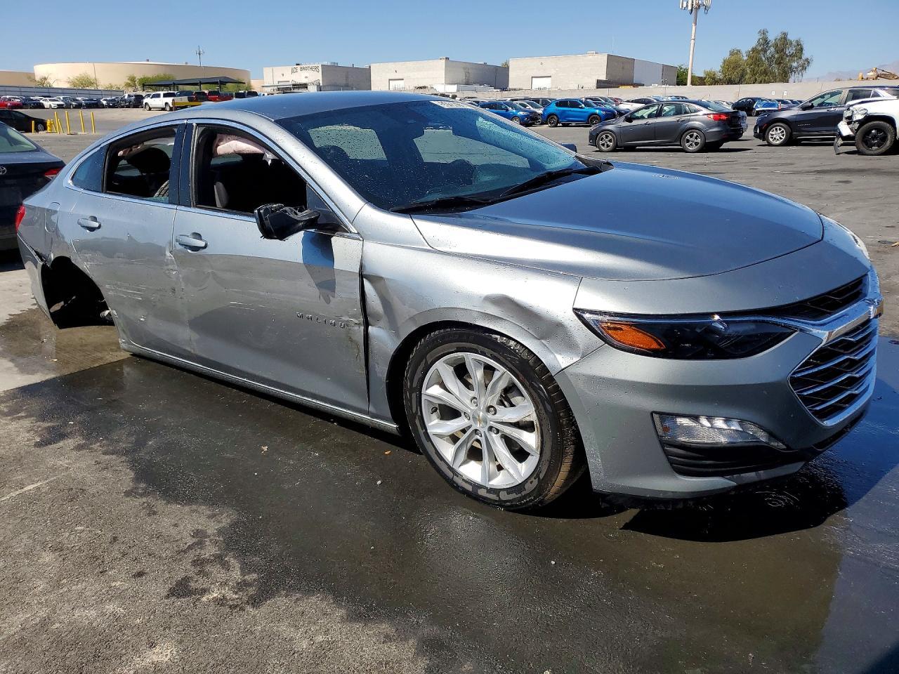2025 Chevrolet Malibu Lt - Фото 4
