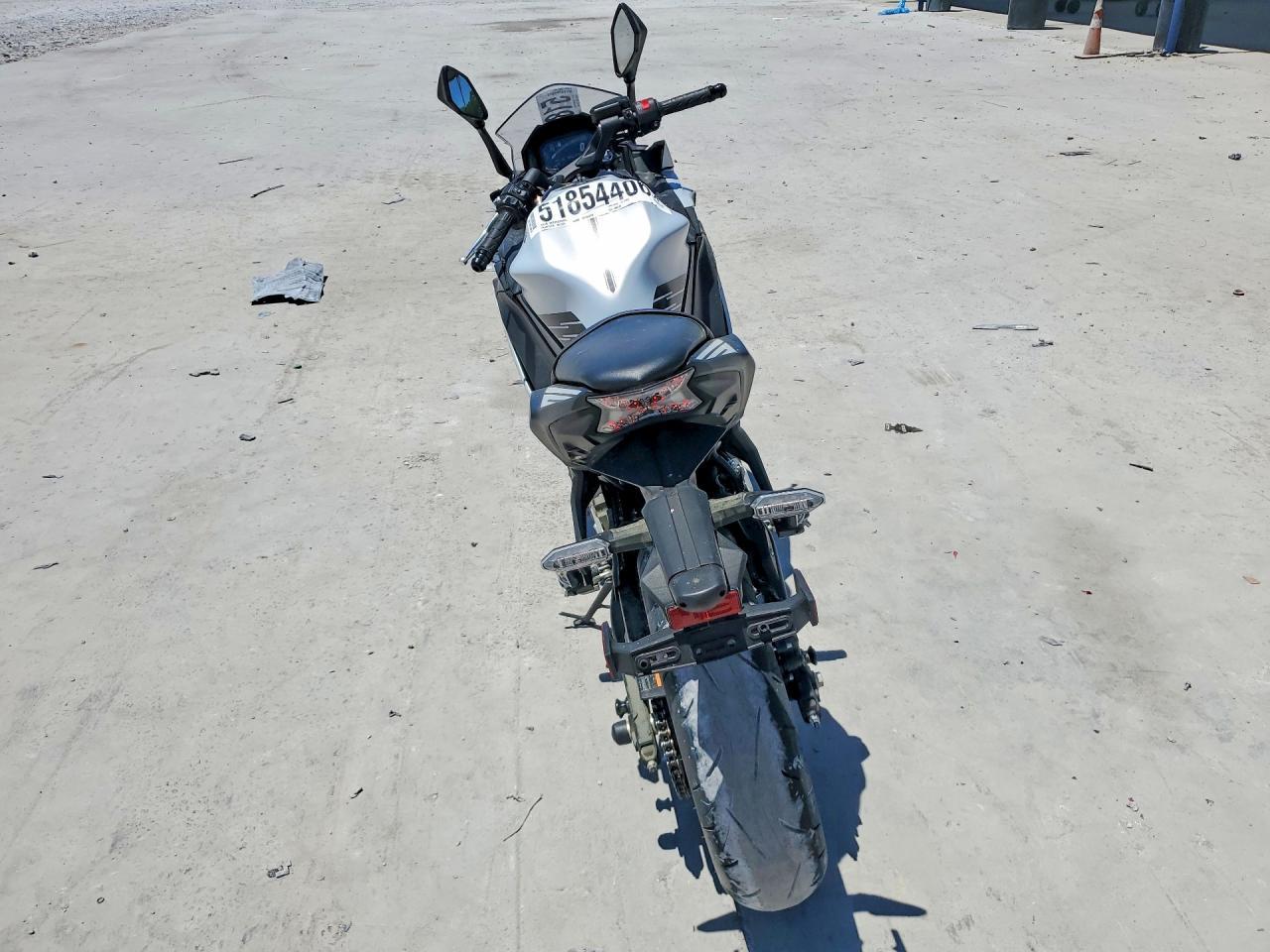 2026 Kawasaki Ex650 P - Фото 4