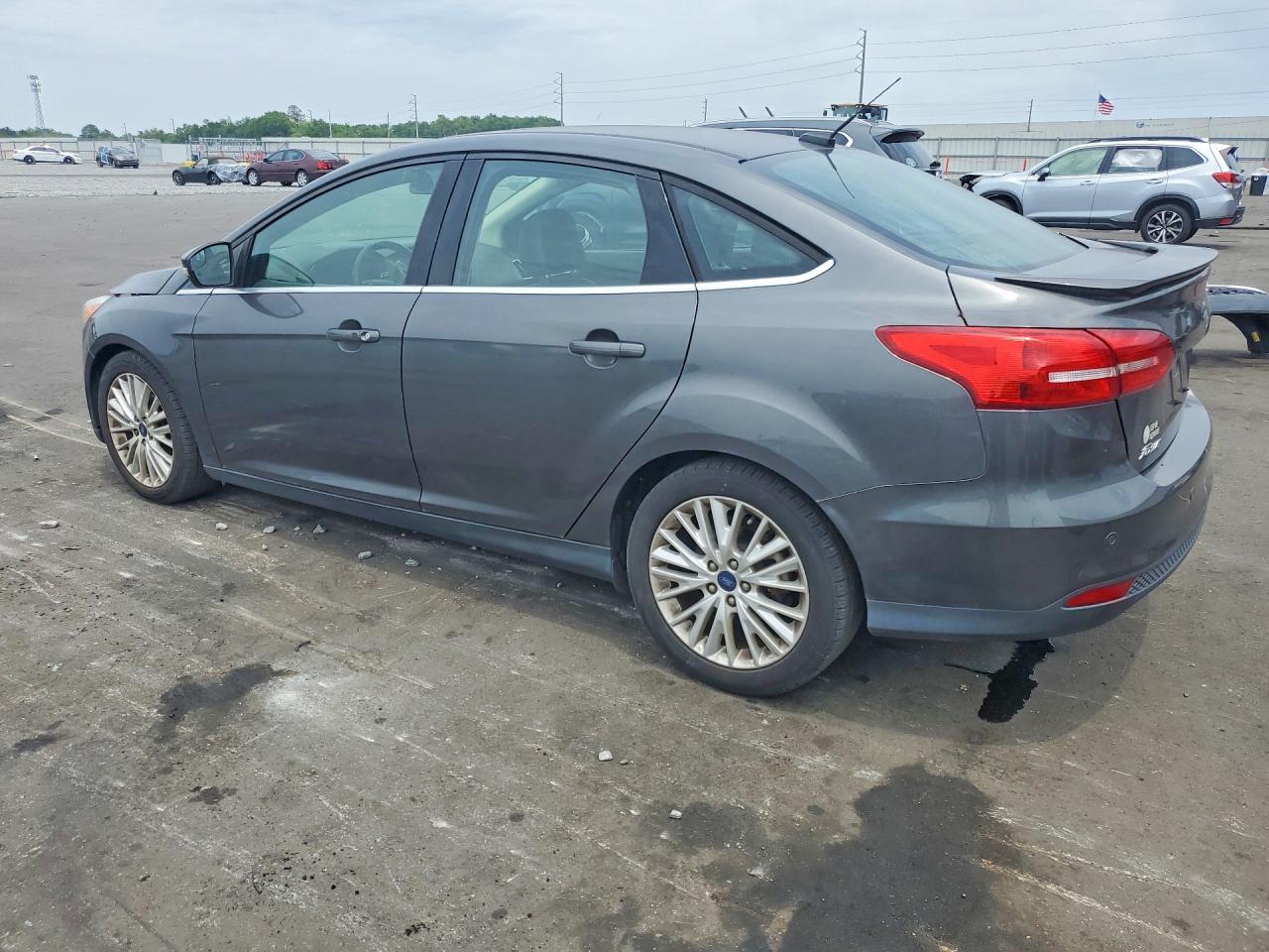 2018 Ford Focus Titanium - Фото 2