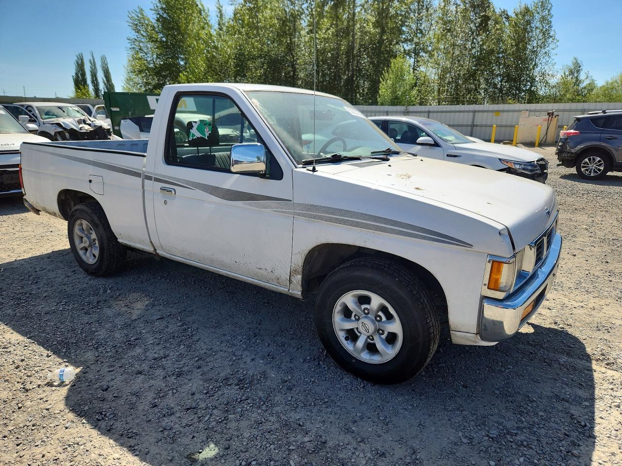 1997 Nissan Truck Base - Image 4