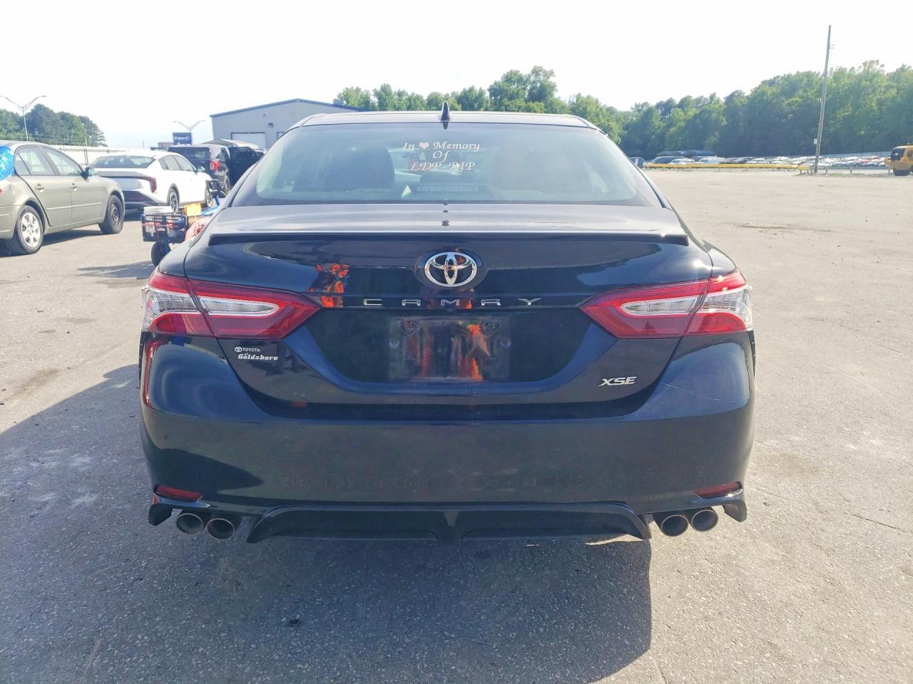 2020 Toyota Camry Xse - Фото 6