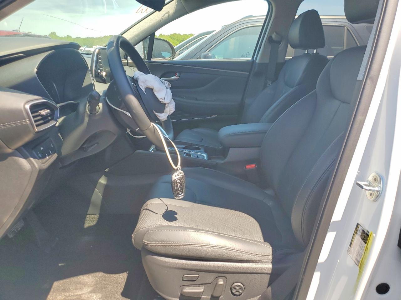 2020 Hyundai Santa Fe Limited - Image 7