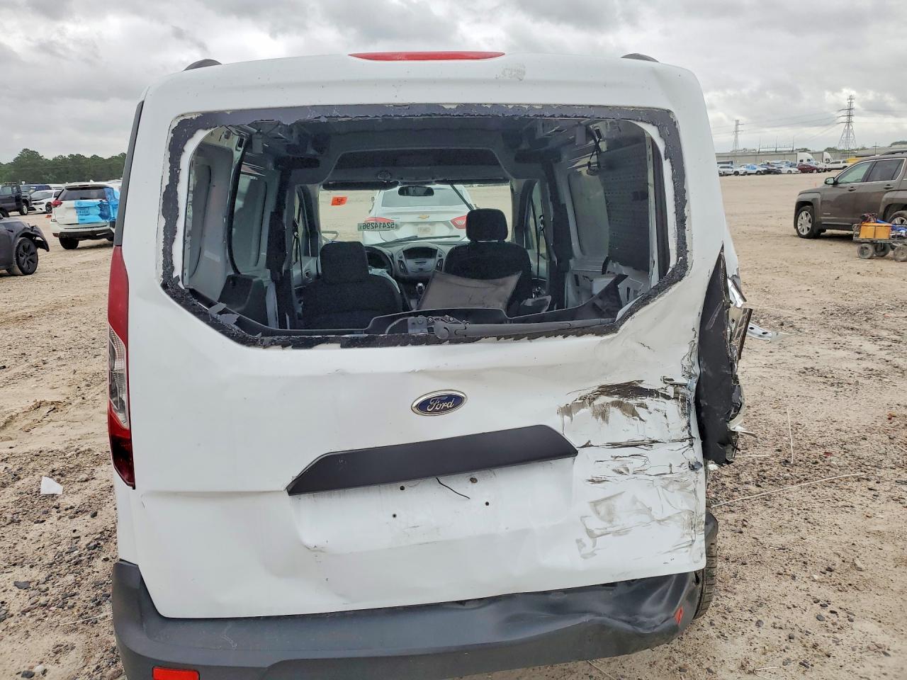 2015 Ford Transit Connect Xlt - Фото 6