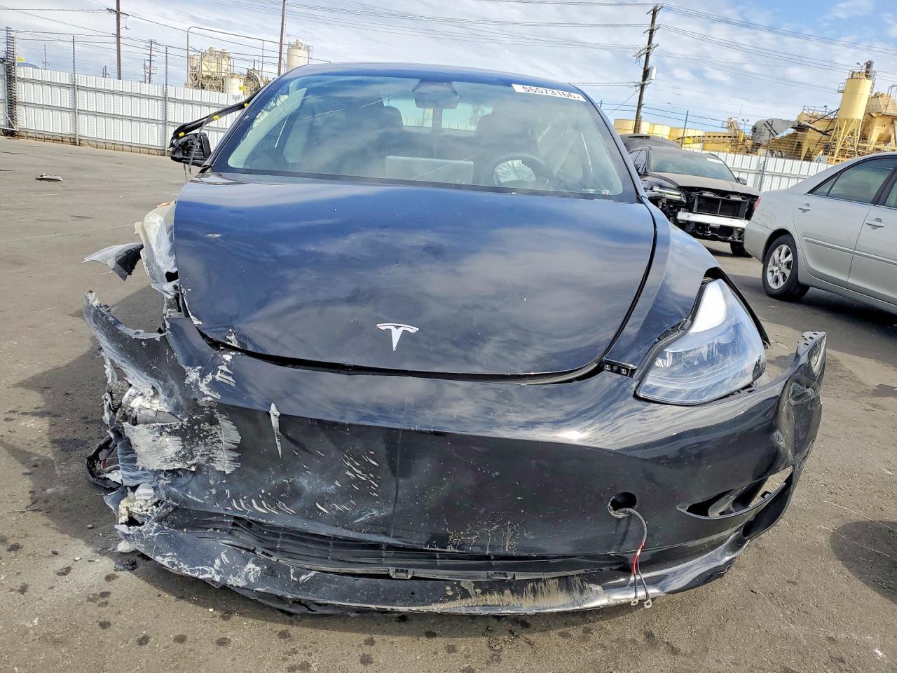 2023 Tesla Model 3 - Image 5
