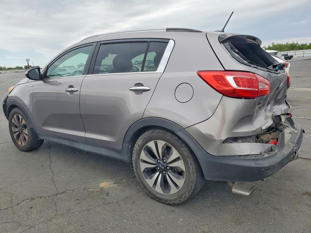 2011 Kia Sportage - Image 2