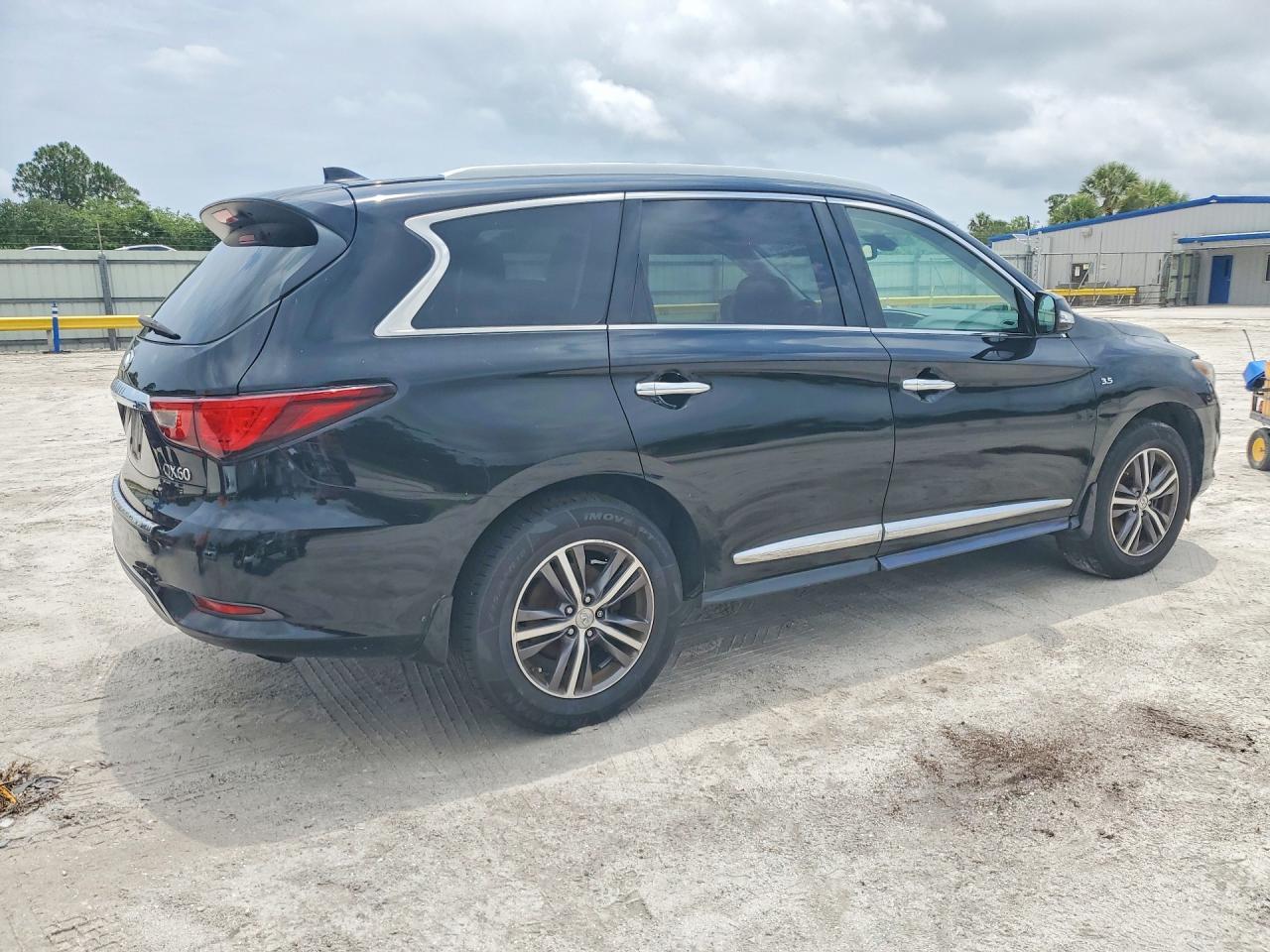 2017 Infiniti Qx60 Base - Фото 3