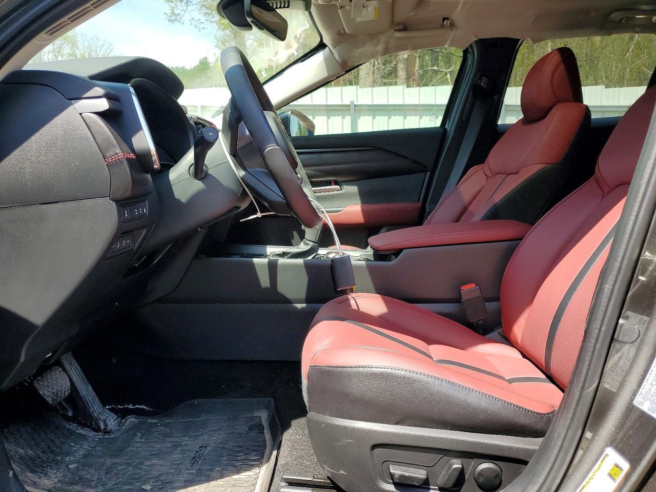 2026 Mazda Cx-50 Premium Plus - Image 7