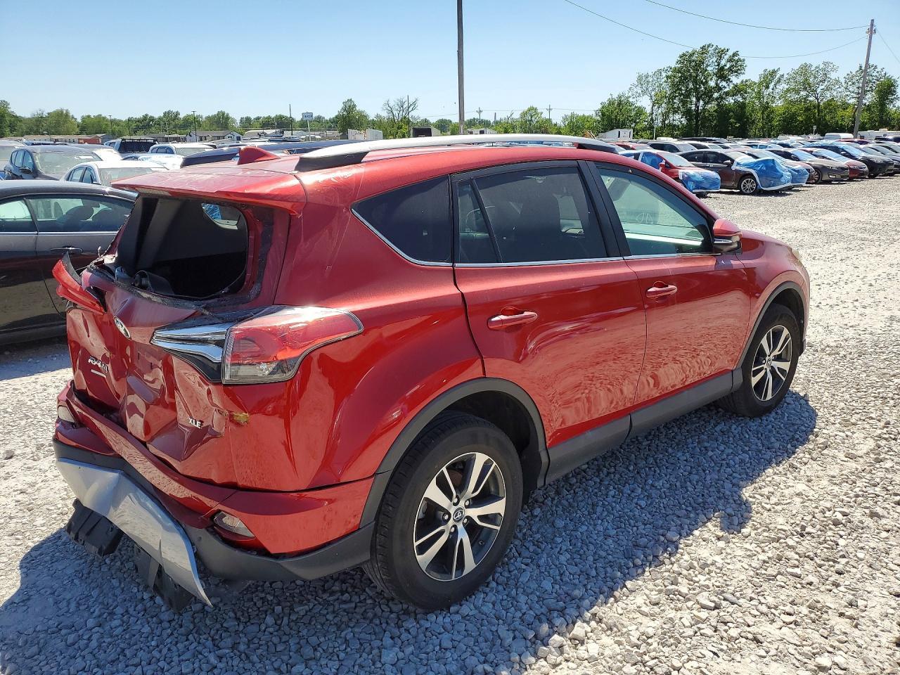 2017 Toyota Rav4 Xle - Image 3