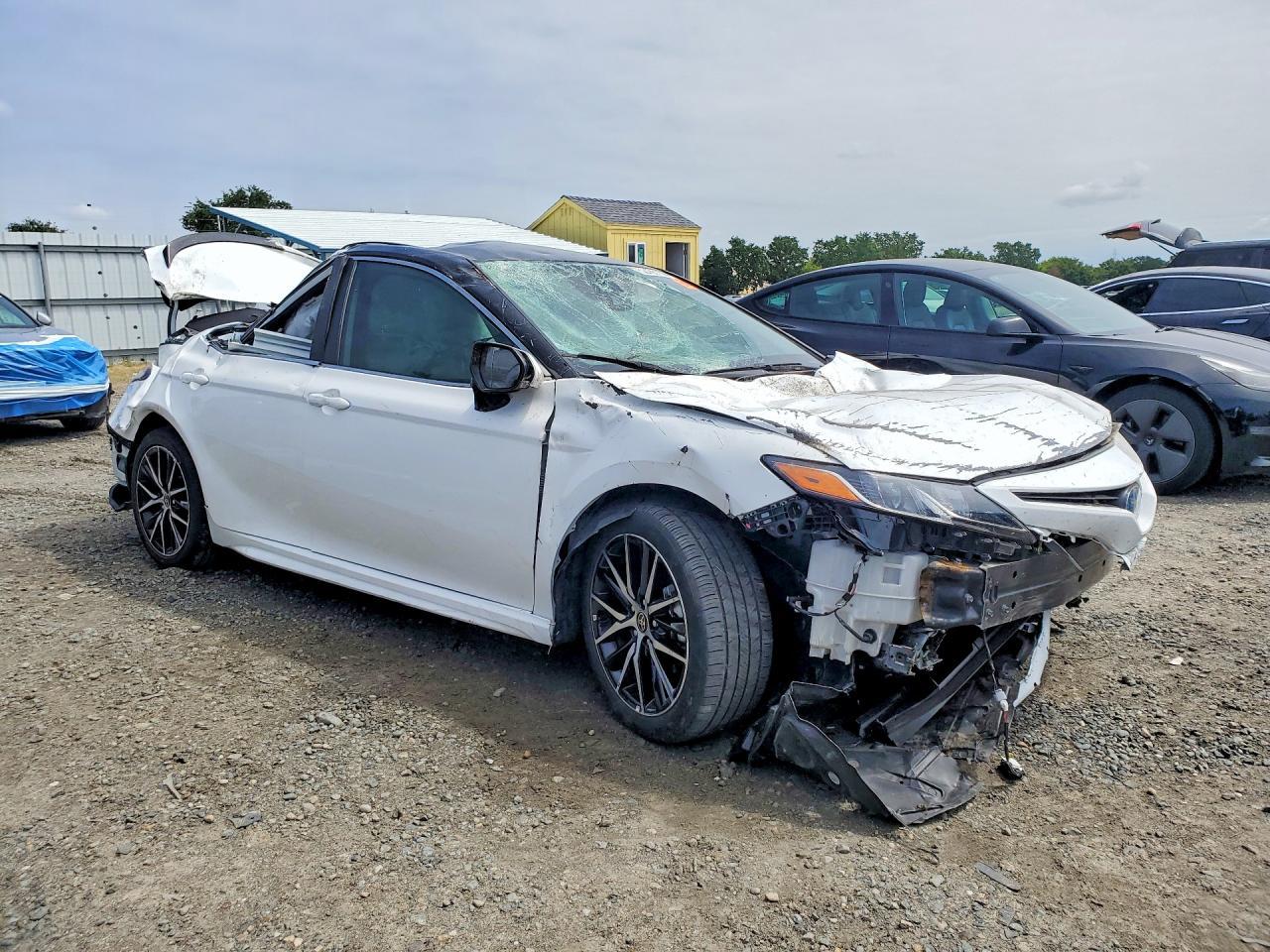 2024 Toyota Camry Hybrid Se - Фото 4