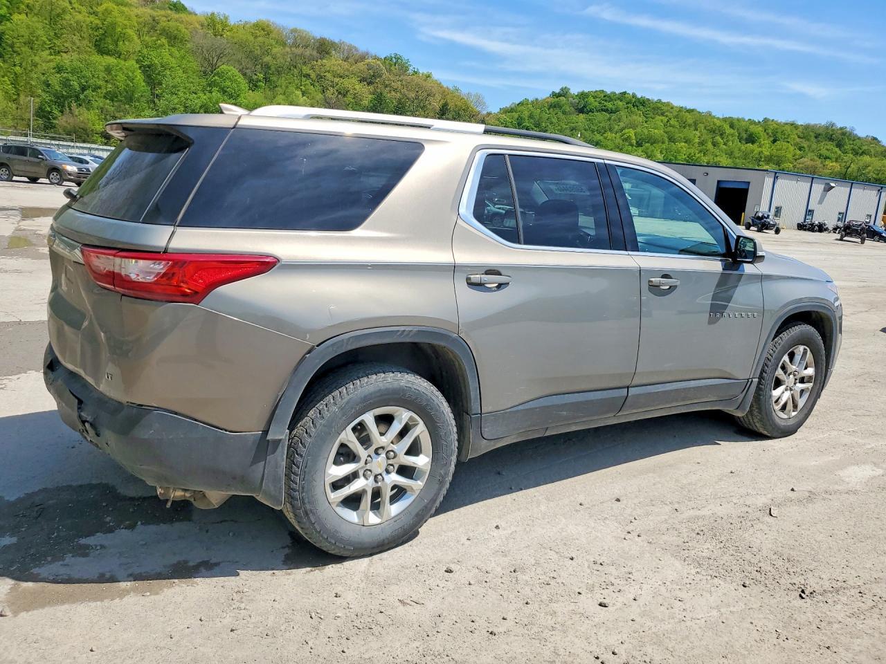 2018 Chevrolet Traverse Lt - Фото 3