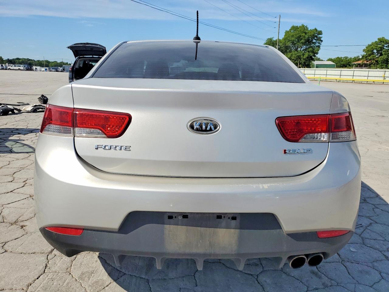 2010 Kia Forte Sx - Фото 6