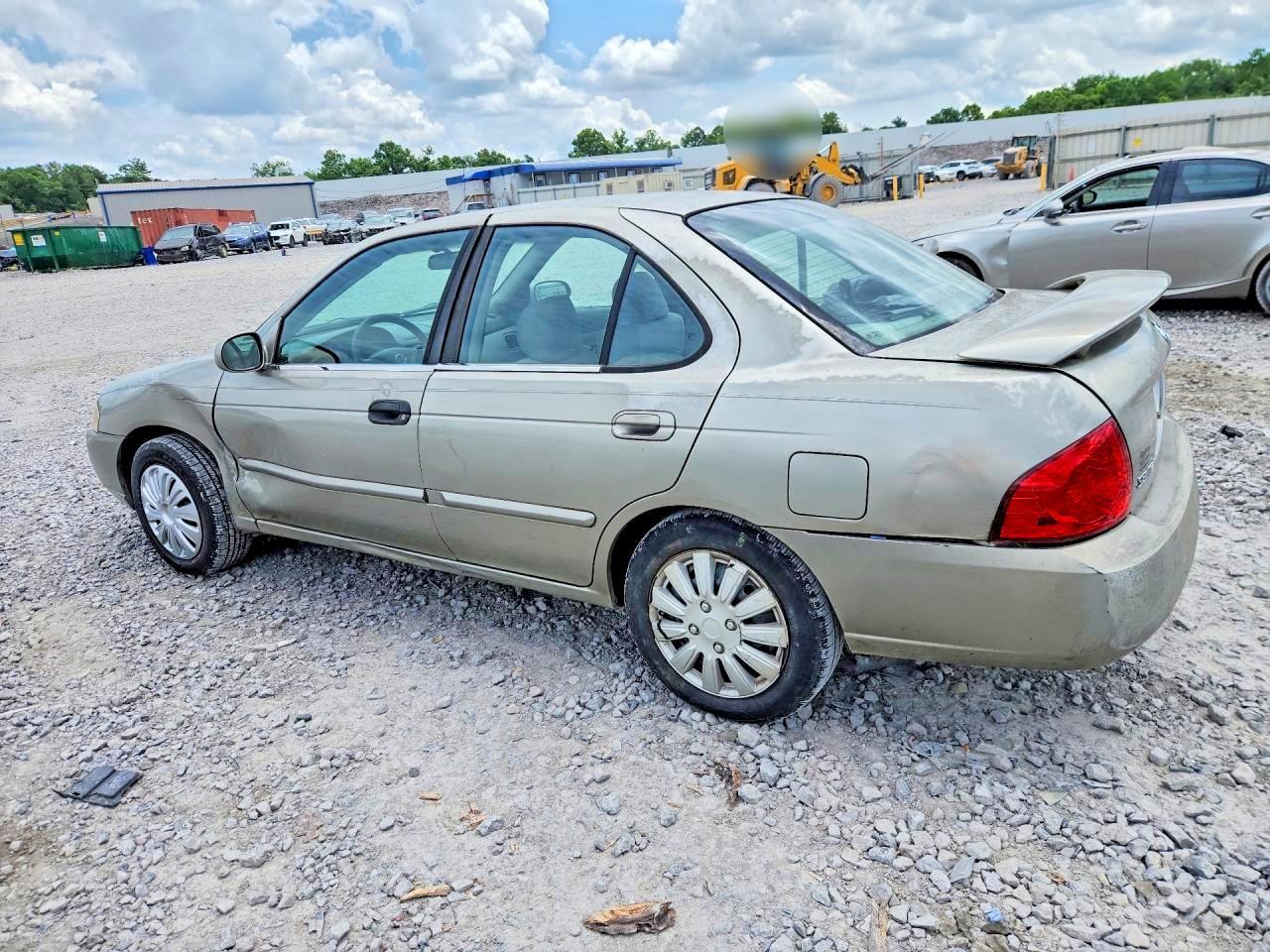 2004 Nissan Sentra 1.8S - Фото 2