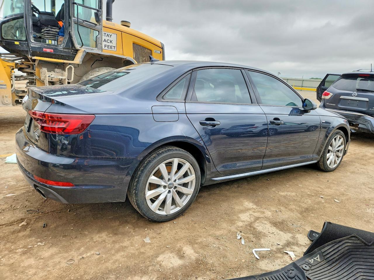 2018 Audi A4 Premium - Фото 3