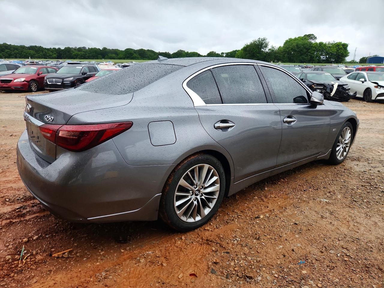 2018 Infiniti Q50 3.0T Luxe - Image 3