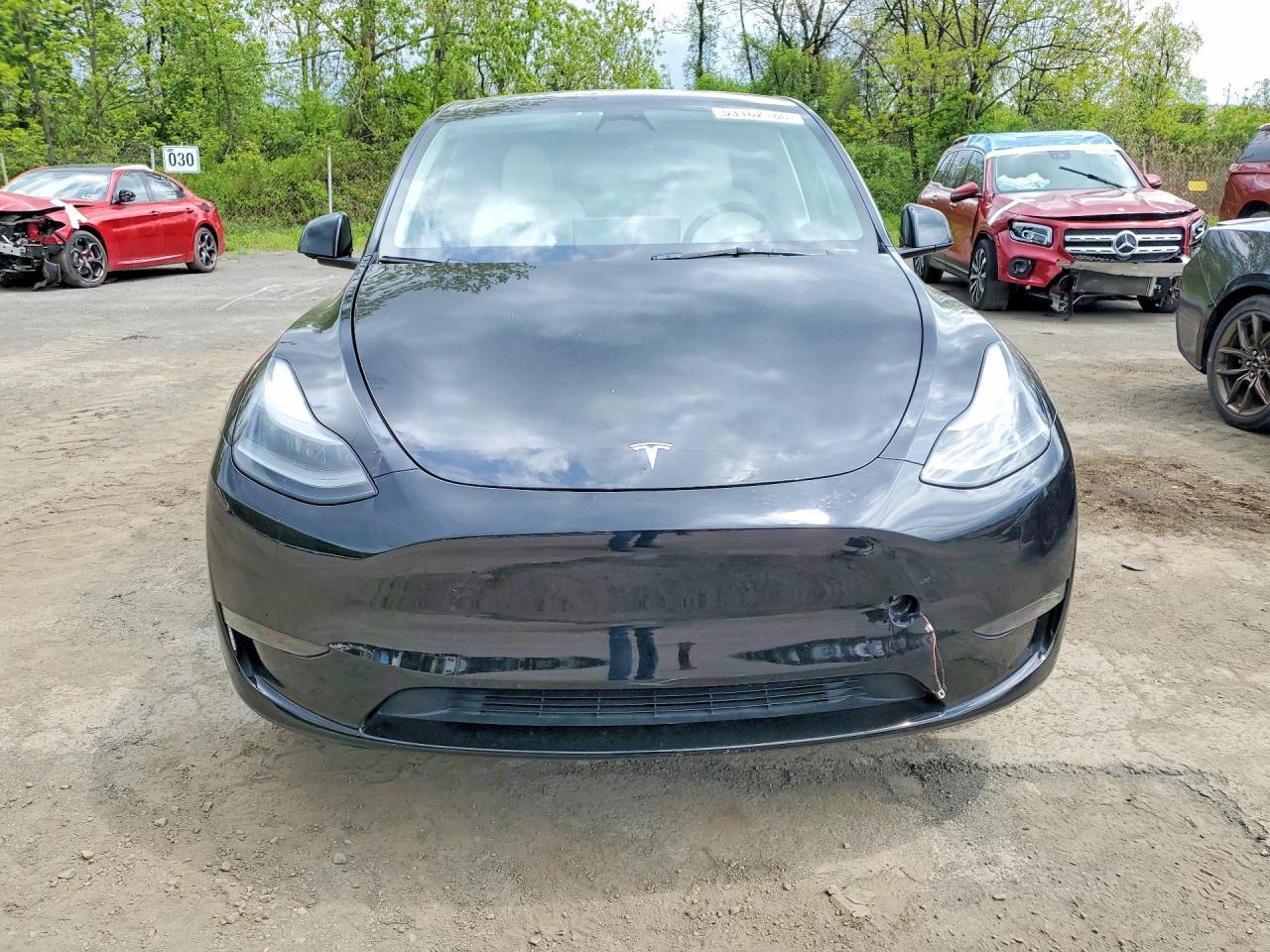 2023 Tesla Model Y - Image 5