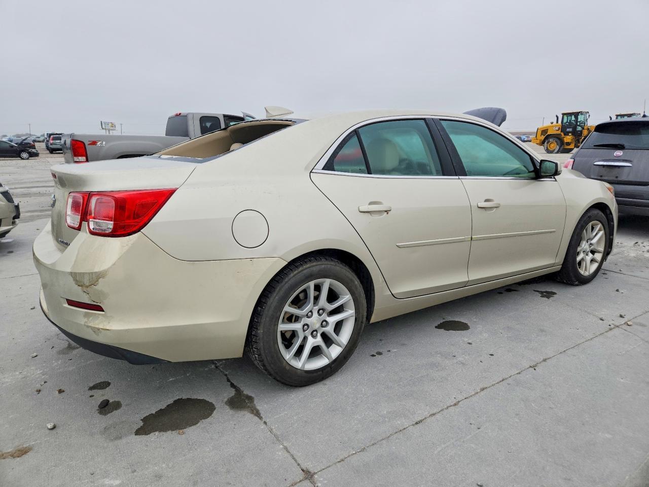 2015 Chevrolet Malibu - Фото 3