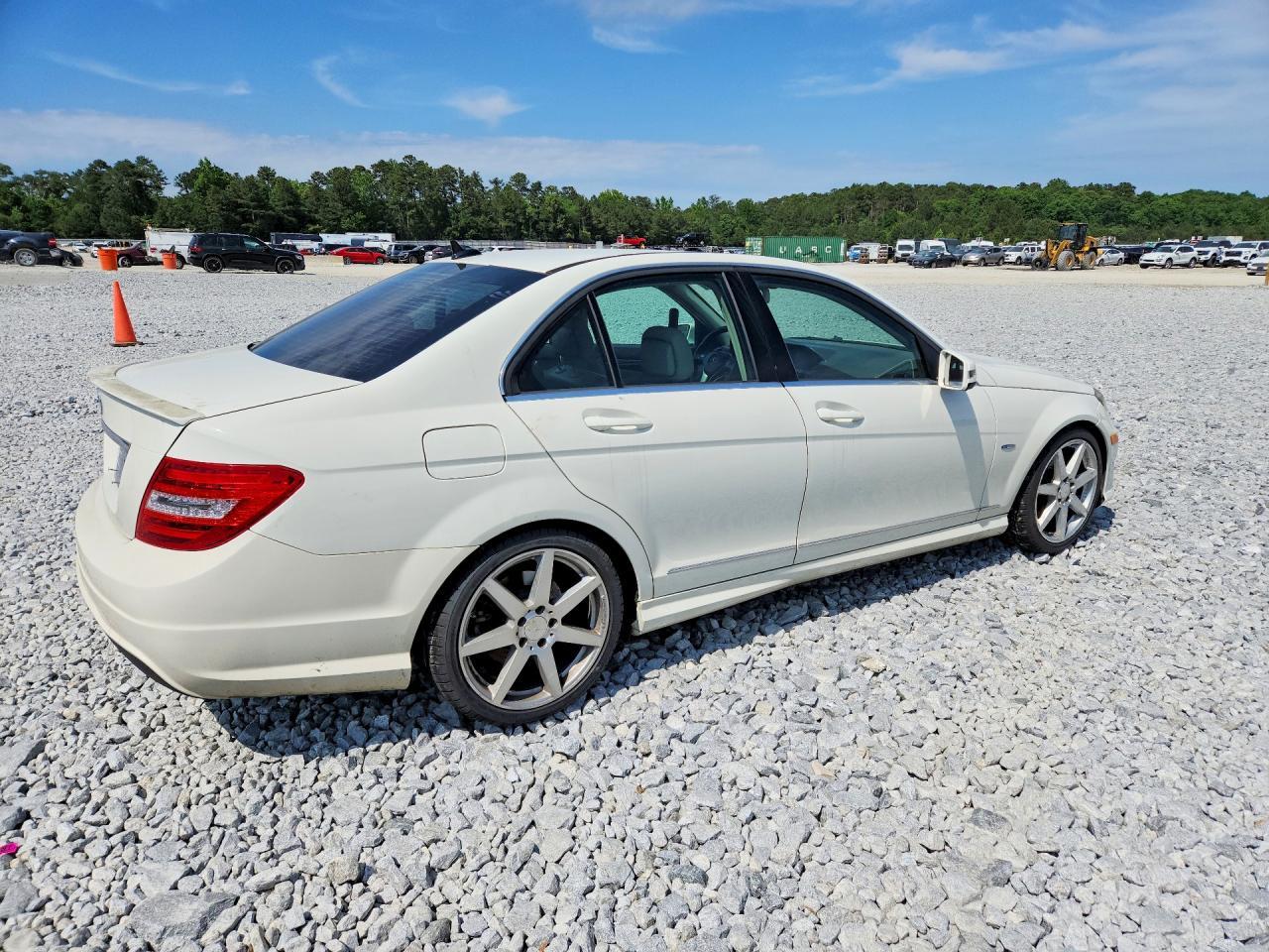 2012 Mercedes-Benz C 250 - Фото 3