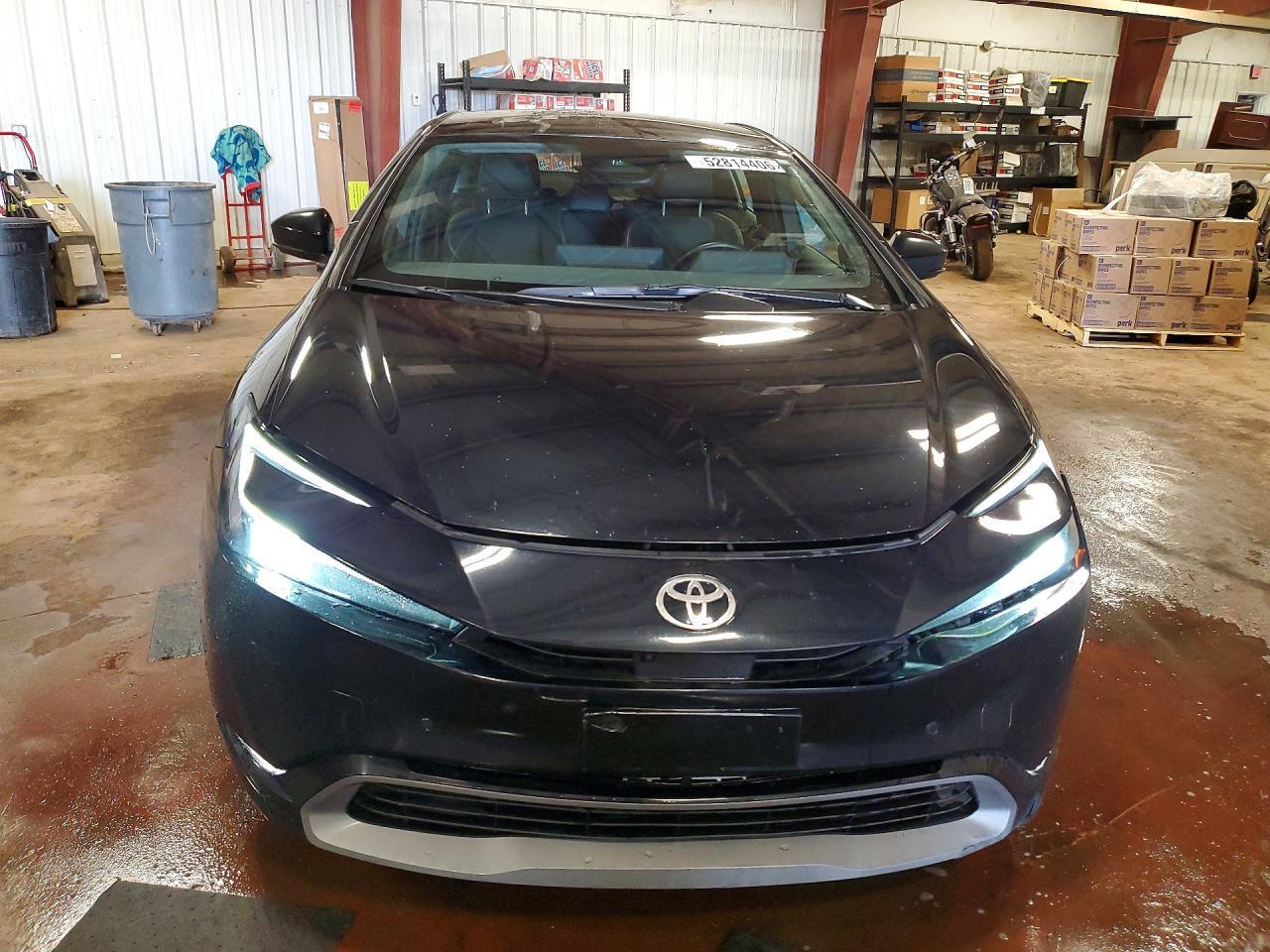2024 Toyota Prius Limited - Фото 5