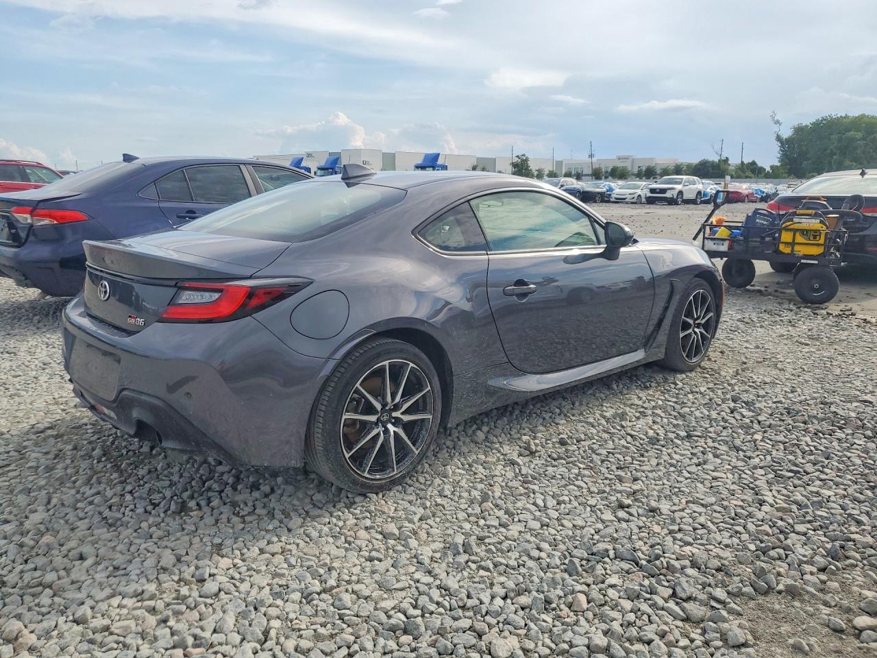 2023 Toyota Gr86 Base - Image 3