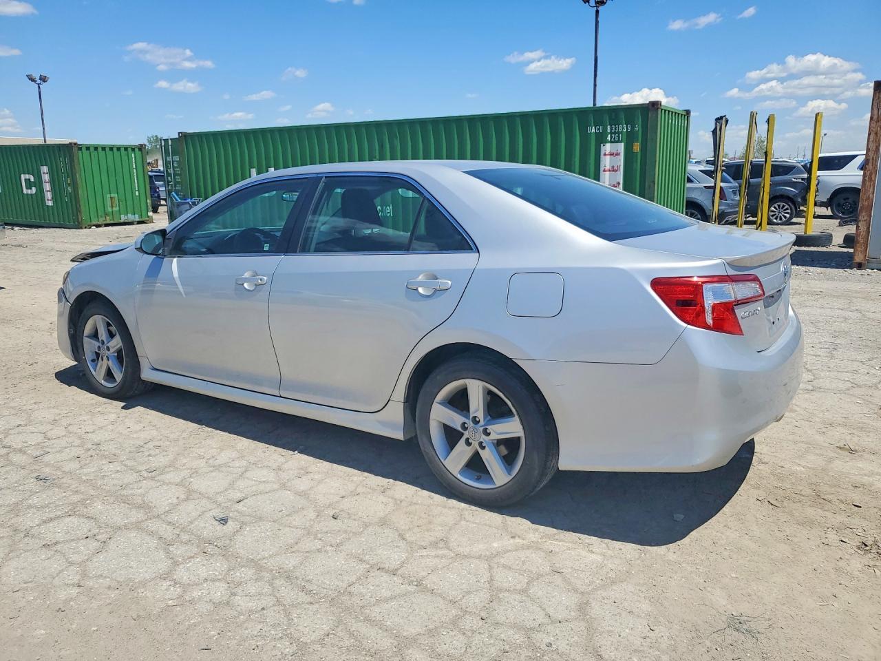 2012 Toyota Camry Se - Image 2