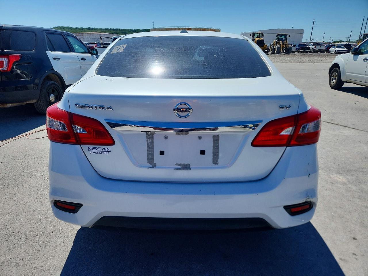 2018 Nissan Sentra Sv - Фото 6