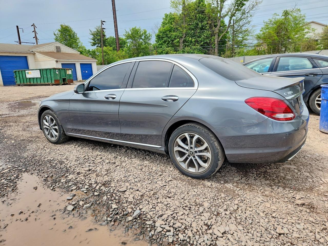 2018 Mercedes-Benz C 300 4Matic - Фото 2