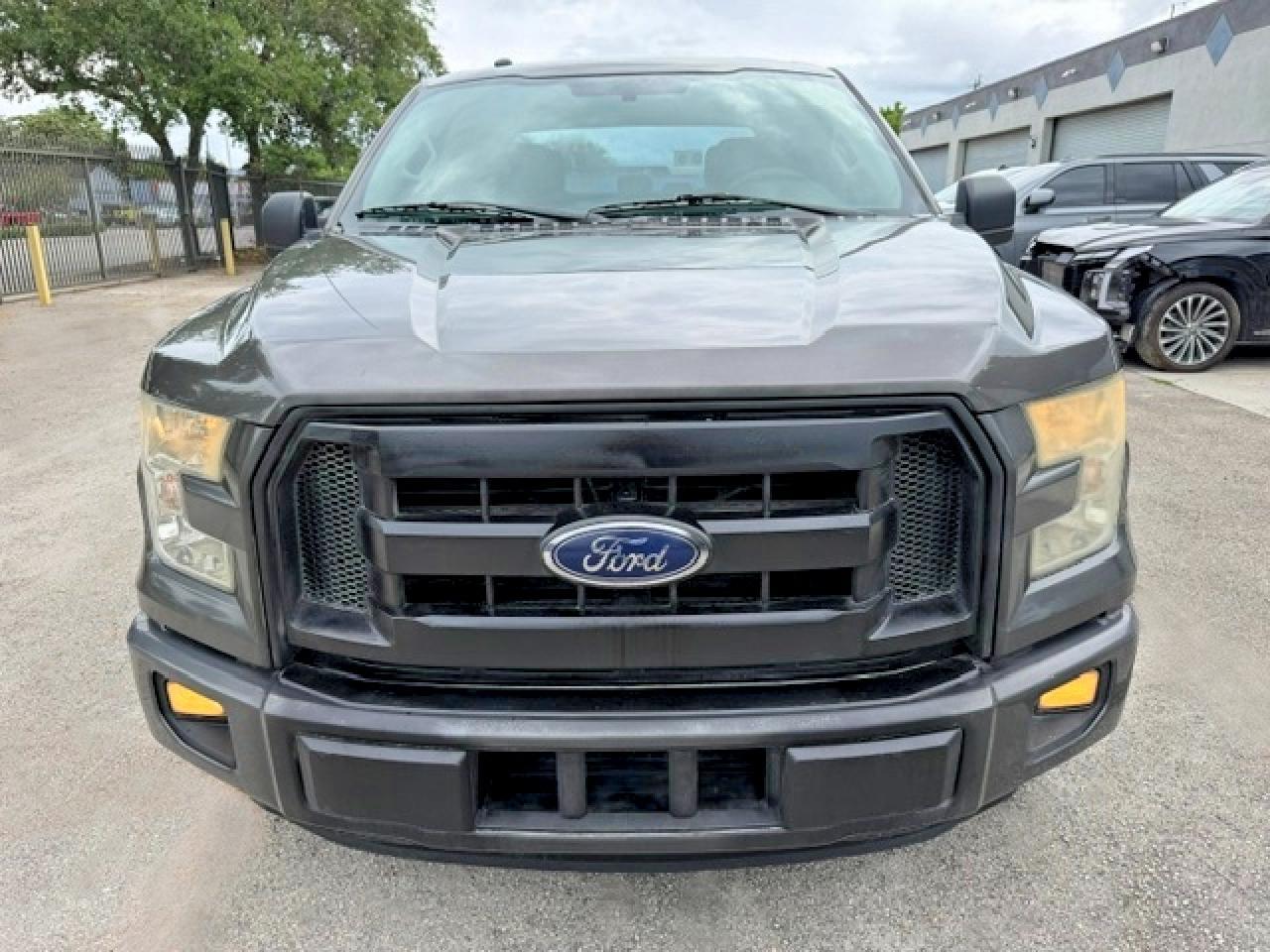2016 Ford F150 Supercrew - Фото 5