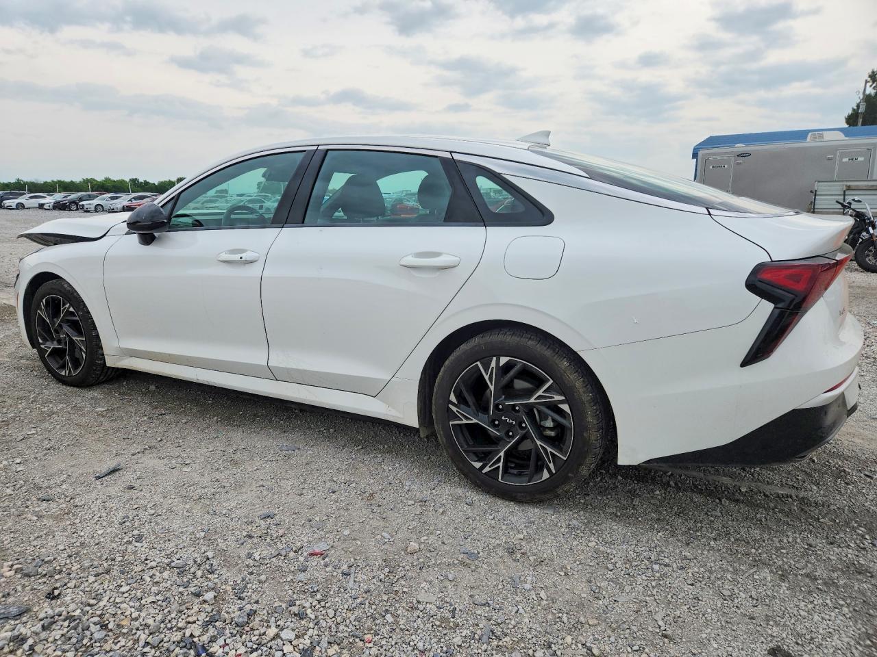 2025 Kia K5 Gt Line - Фото 2
