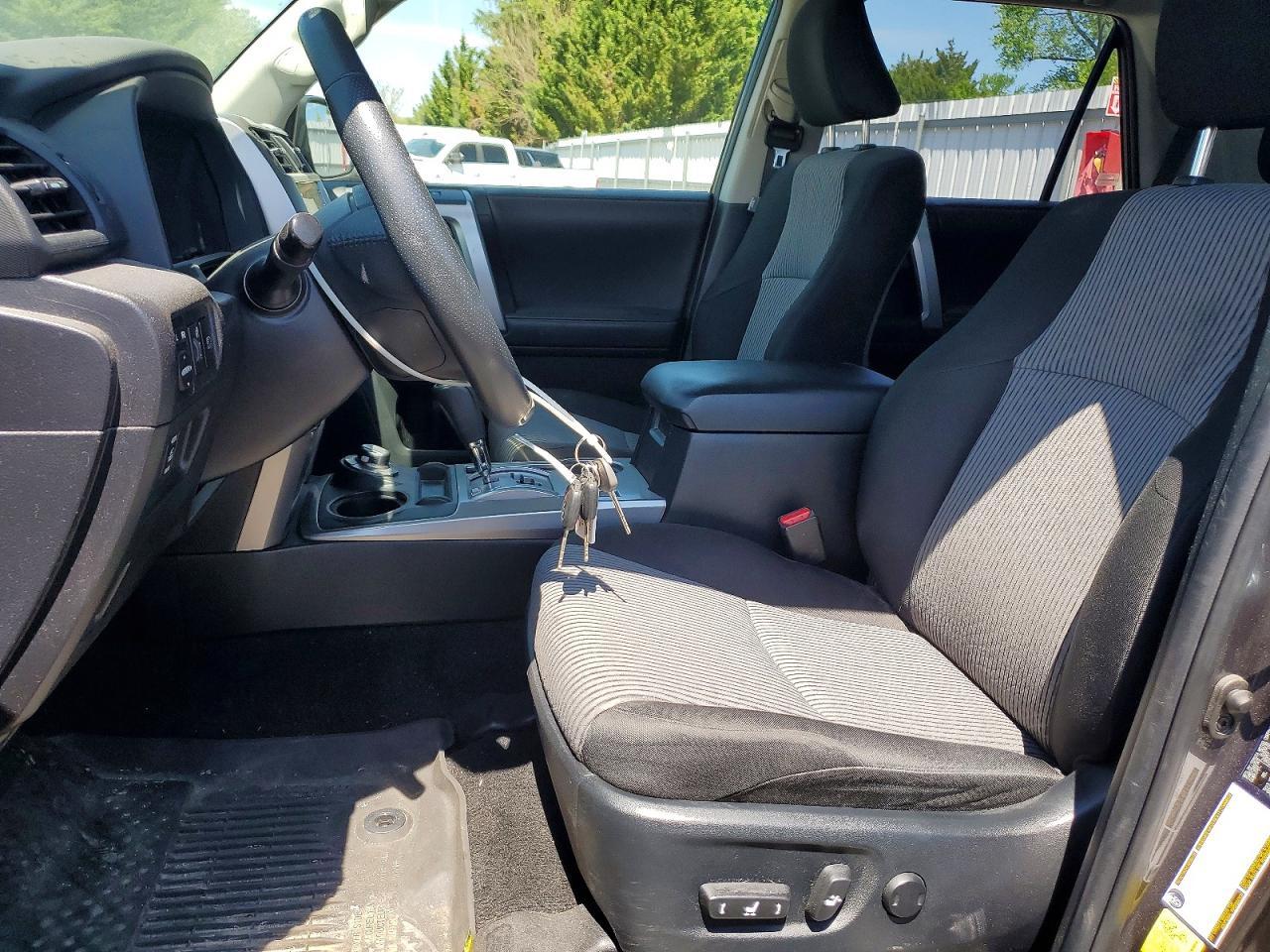 2021 Toyota 4Runner Sr5 - Image 7