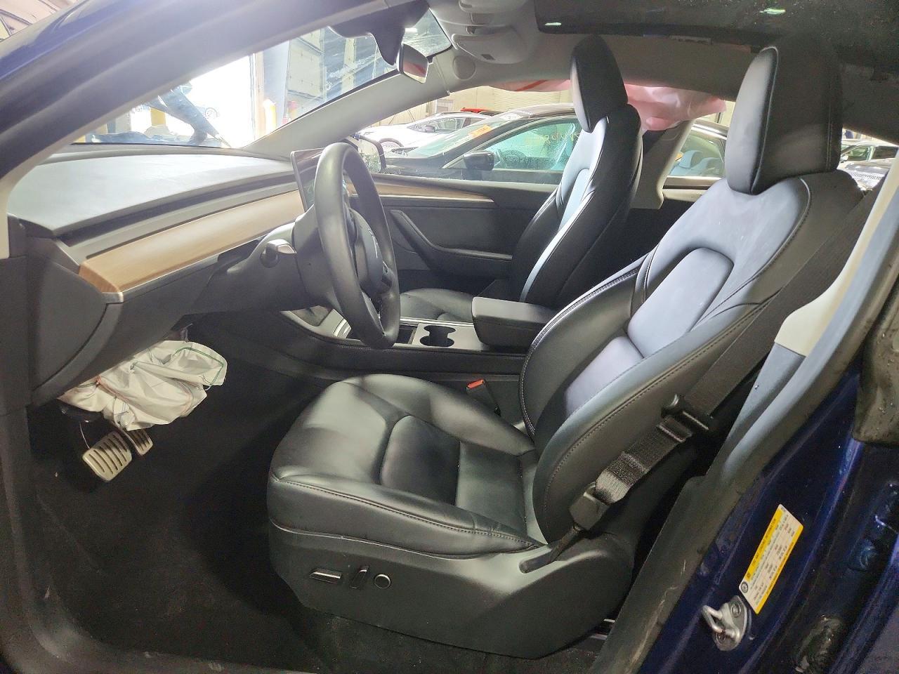 2023 Tesla Model Y - Фото 7