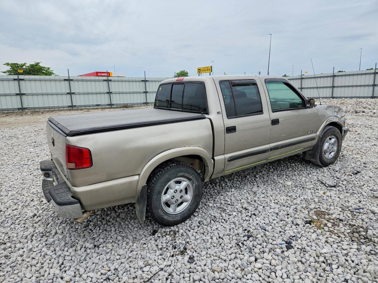 2002 Chevrolet S Truck S10 - Фото 3