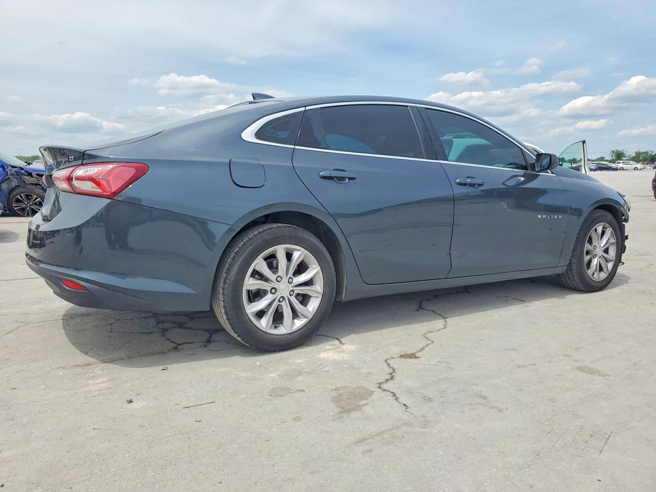 2021 Chevrolet Malibu Lt - Image 3