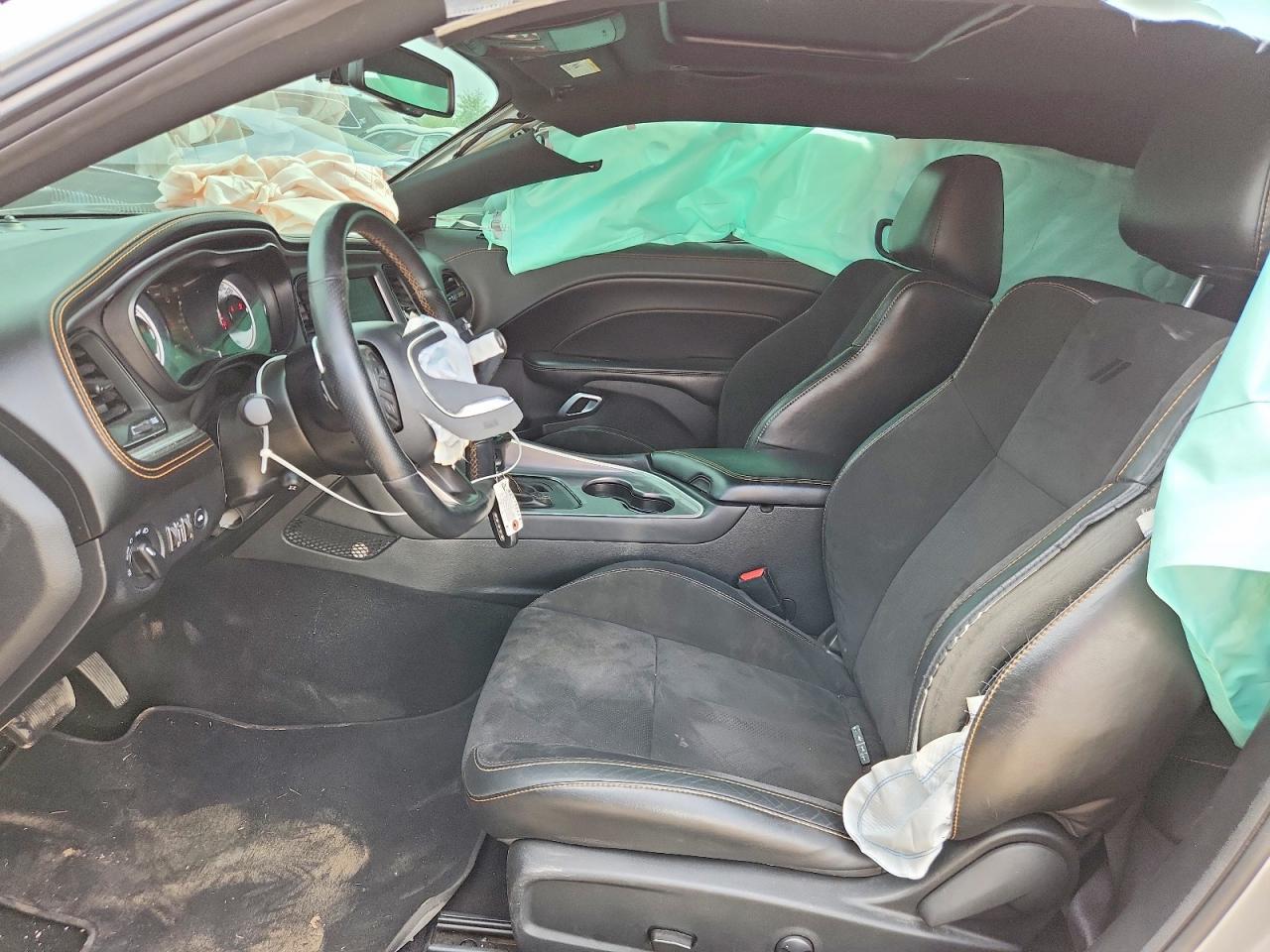 2022 Dodge Challenger R - Image 7
