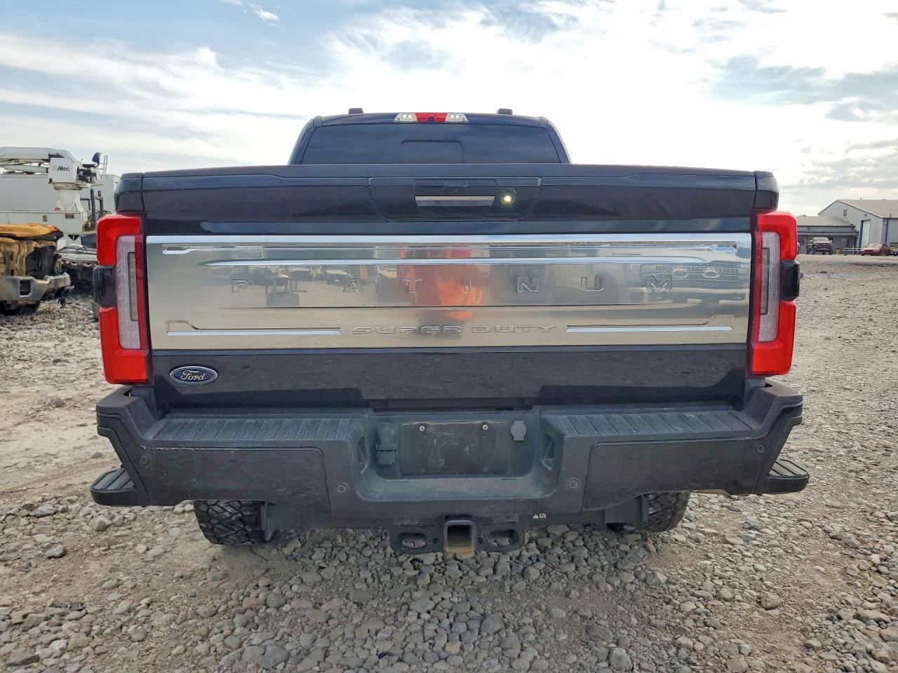 2024 Ford F250 Super Duty - Image 6