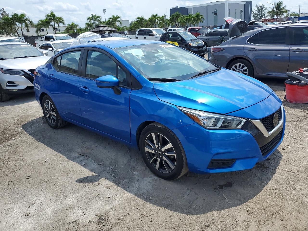 2021 Nissan Versa Sv - Image 4