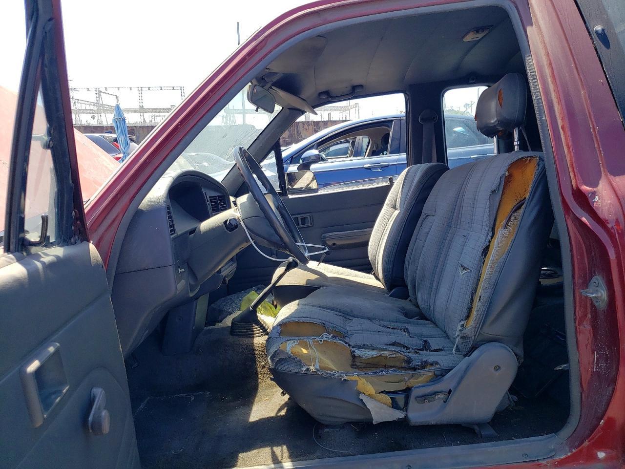 1990 Toyota Pickup Deluxe - Фото 7