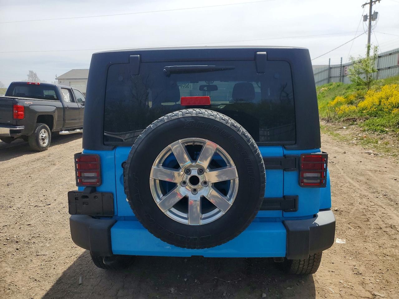 2017 Jeep Wrangler Sahara - Фото 6